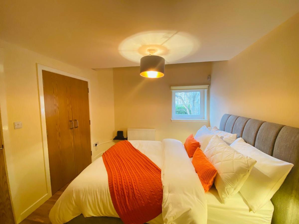 Apartamento 2 Bed 2 Bath With Private Parking Edimburgo Exterior foto