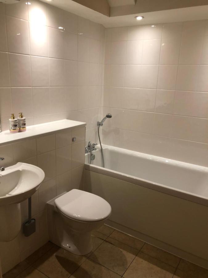 Apartamento 2 Bed 2 Bath With Private Parking Edimburgo Exterior foto