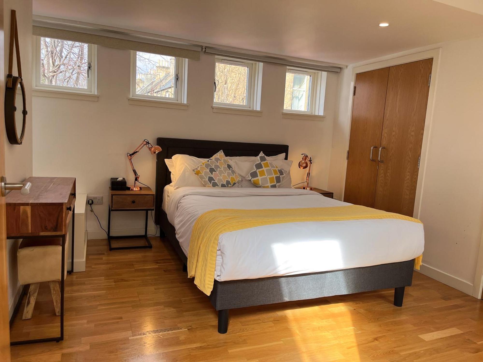 Apartamento 2 Bed 2 Bath With Private Parking Edimburgo Exterior foto